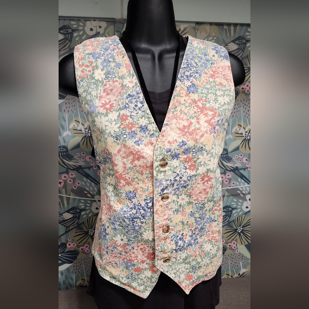 Vintage 90s Chic Pink and Green Floral Vest FREE SHIPPING